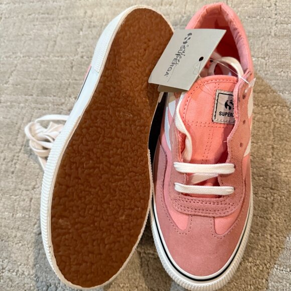 NWT Superga Pink Tennis Shoe - Picture 3 of 4